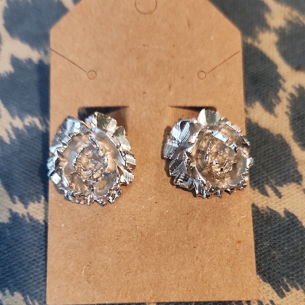 Polcini Floral Clip Earrings